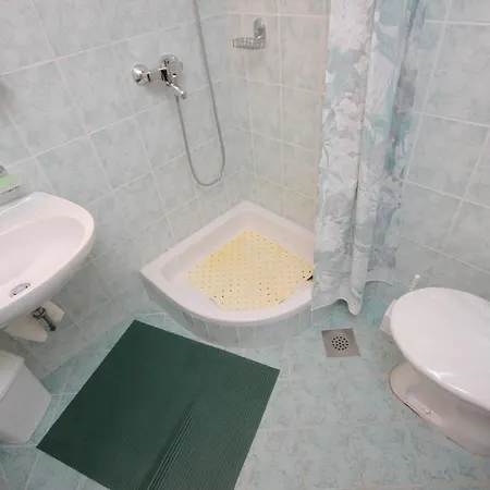 Apartments With Wifi Trsteno, Dubrovnik - 9015 Trsteno