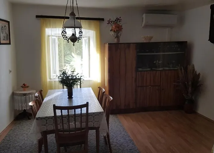 아파트 With Wifi Trsteno, Dubrovnik - 9015 *